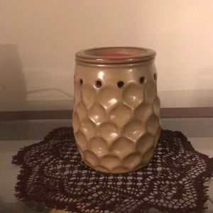 Wax warmer
